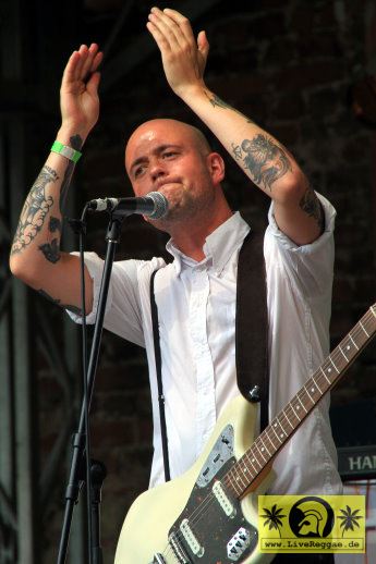 Leo - The Lineup (DK) 20. This Is Ska Festival - Wasserburg, Rosslau 25. Juni 2016 (1).JPG